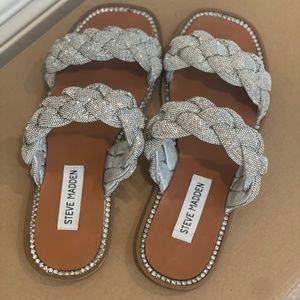 BRAND NEW Steve Madden glitter slides